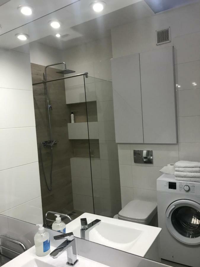 Klimatyczny Apartament Przy Bochenskim Rynku. Бохня Экстерьер фото